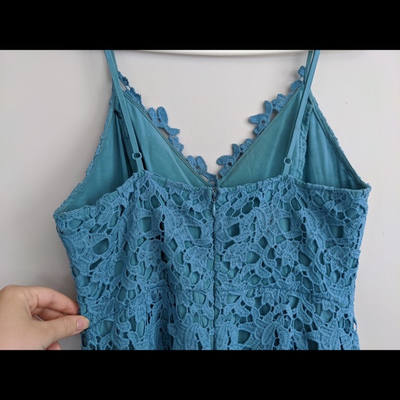 Blue crochet midi dress - Picture 4 of 6